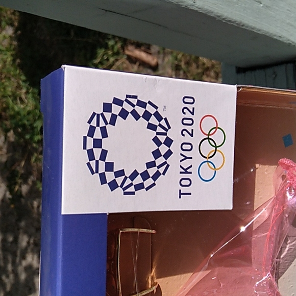 Nwt Barbi Tokyo 2020 Fashions - Picture 2 of 6